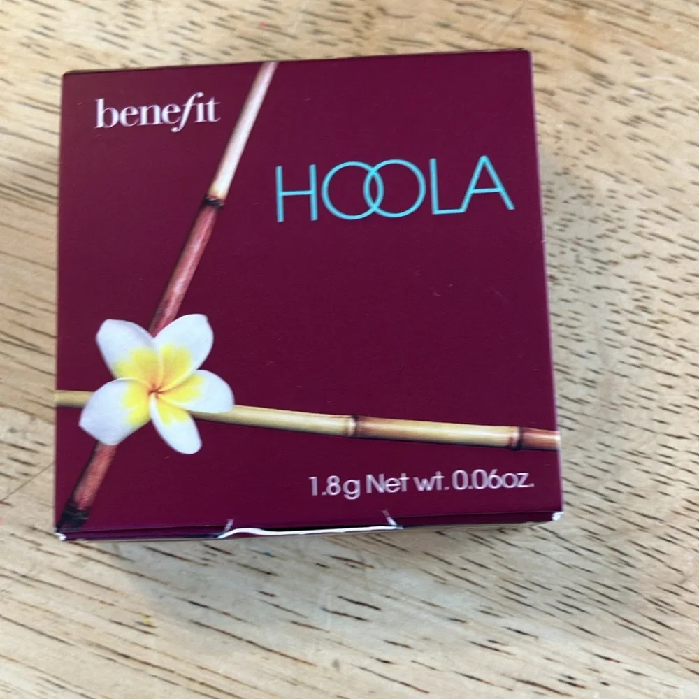 Hoola Benefit matte‎ Bronzer new in box